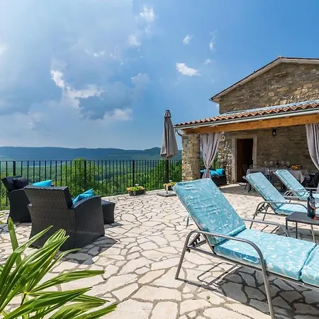 Alba Villa Livade
