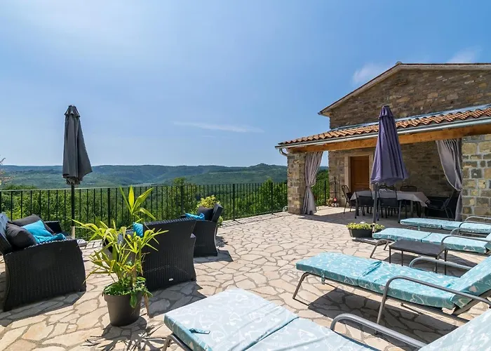 Alba Villa *