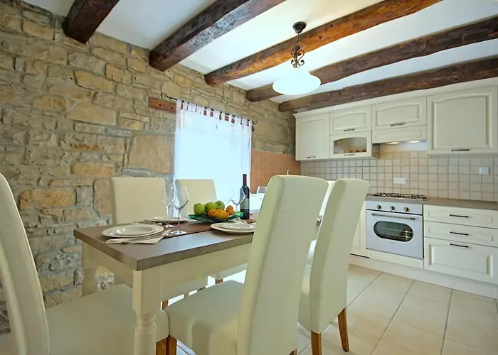 Alba Villa Livade