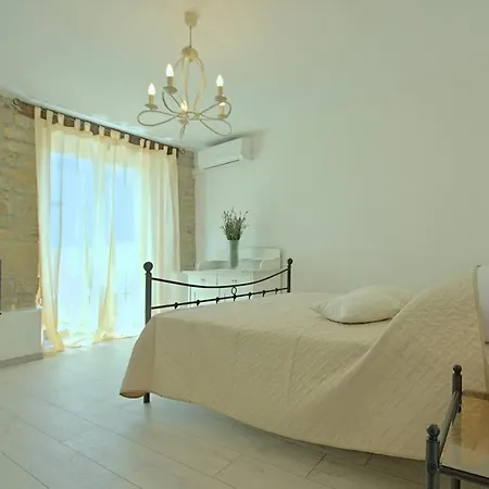 Alba Villa Livade