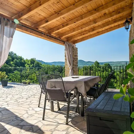 Alba Villa Livade
